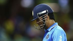 WATCH: MS Dhoni wrongly given out in a controversial manner at Sydney