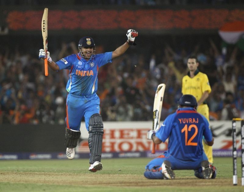 Raina and Yuvraj celebrate India&#039;s victory in the quarterfinal