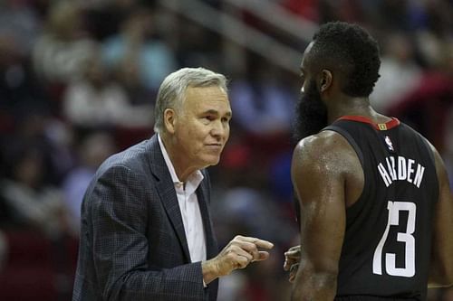 Rockets' Head Coach Mike D'Antoni in discussion with James Harden