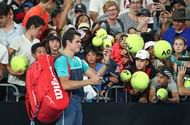 Raonic obliges his fans after his first round win