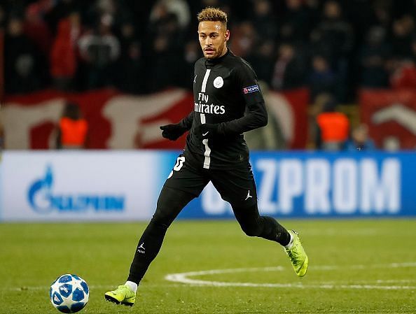 Neymar denies rumour links with Real Madrid