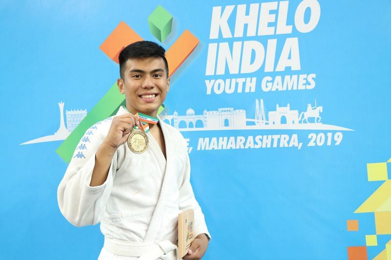 Maharashtra&#039;s Dev Thapa with his gold medal in Judo Under-17 boys below-66kg category at Khelo India Youth Games