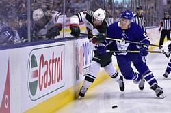 Zach Parise breaks tie, Wild edge Maple Leafs 4-3