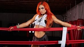 WWE News: Becky Lynch wardrobe malfunction sends Royal Rumble off air
