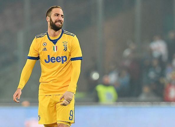 Higuain can be a possible solution for Chelsea&#039;s centre forward conundrum