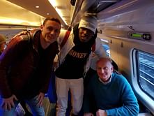 Clueless couple poses with Manchester United players; asks football-enthusiast son who they are