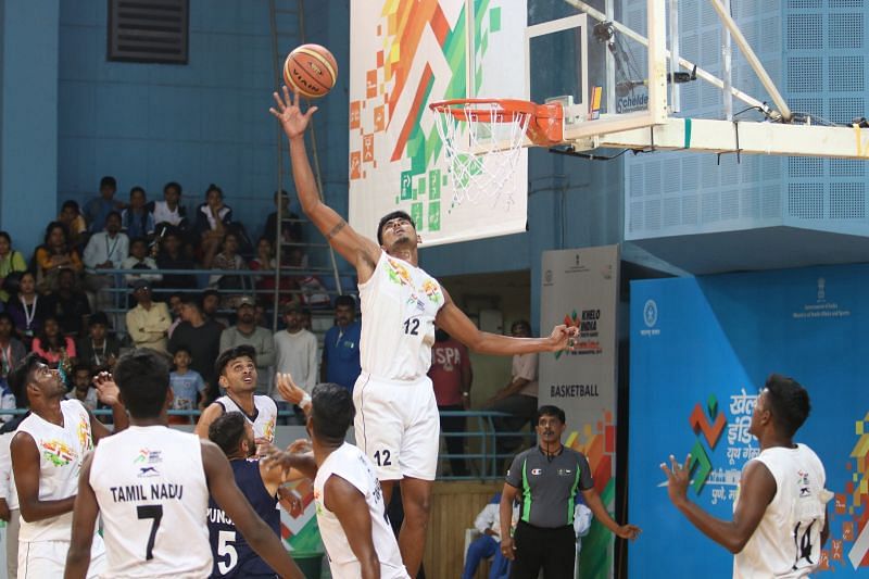 Tamil Nadu and Punjab U-21 boys in action