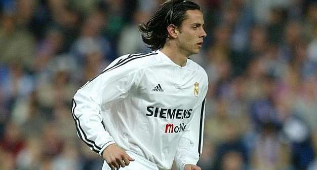 &Atilde;lvaro Mej&Atilde;&shy;a while playing for Real Madrid