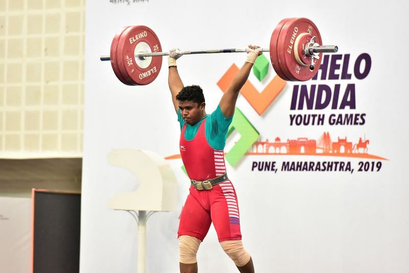 Gold Medalist ASRK Yadav in action during U-17 boys 81kg weightlifting category at Khelo India Youth Games