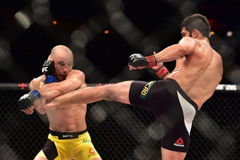 Assuncao beat Moraes via a controversial decision in 2017