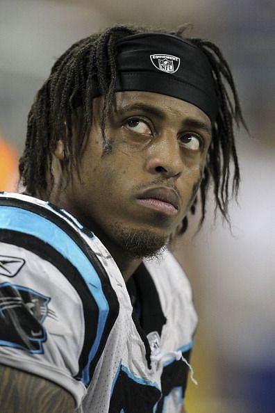 NFL fans bash Greg Hardy after former Panthers DE gets knocked out cold in  boxing fight - “Always love to see”