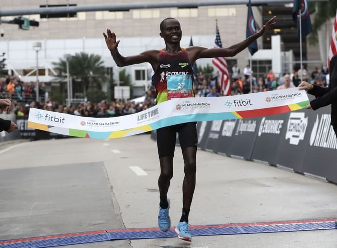 Kenyan Ezekiel Kipsang wins marathon debut in Miami