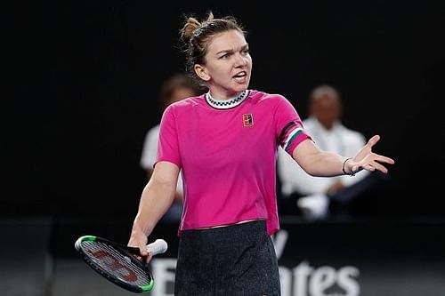 2019 Australian Open - Day 2 - Simona Halep survives a scare in the first round