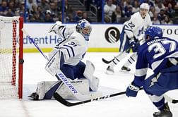 Maple Leafs beat NHL-leading Lightning 4-2