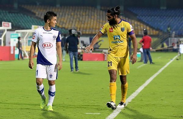 Sunil Chhetri (left) of Bengaluru FC and Sandesh Jhingan of Kerala Blasters