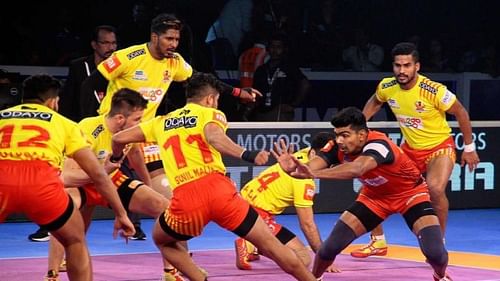 Pawan Kumar Sehrawat led his team to victory in the finals against the Gujarat Fortune Giants.