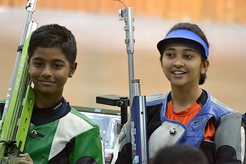 Abhinav Shaw and Mehuli Ghosh of West Bengal, gold medal winners of 10m air rifle mixed team event at Khelo India Youth Games