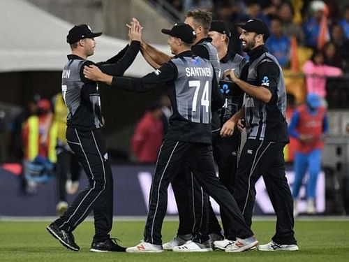 Victorious New Zealand team in the first T20 international against India