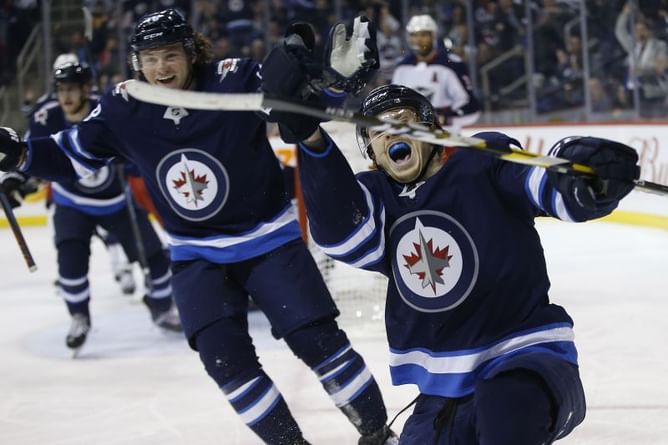 Connor scores late to give Jets 4-3 win over Blue Jackets