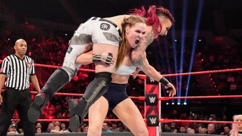 Rousey beat Riott once again