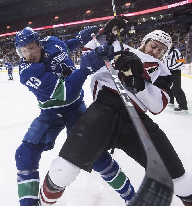 Galchenyuk lifts Coyotes over Canucks in overtime