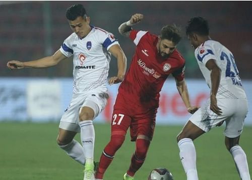 Northeast United struck the crossbar twice and failed to get the better of Delhi Dynamos (Image Courtesy: ISL)