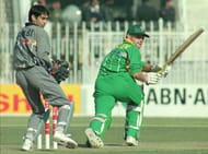 Image result for batting 1996 world cup gary kirsten