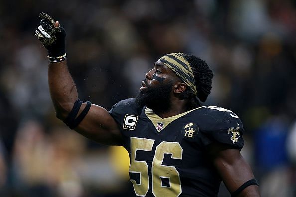 Demario Davis in a New Orleans Saints game against the Pittsburgh Steelers