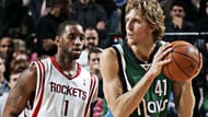 Tracy McGrady defending Dirk Nowitzki