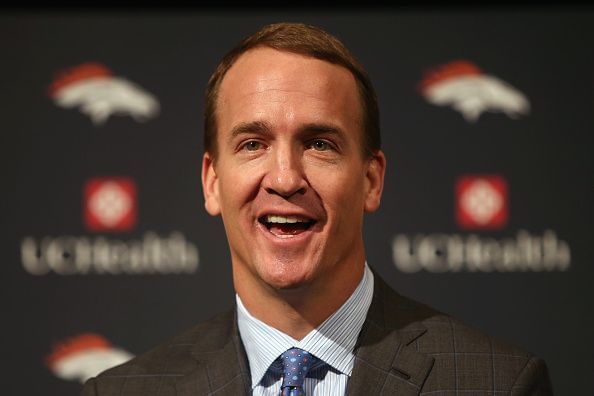 Peyton Manning Announces Retirement