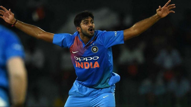 Vijay Shankar provides a good bowling option for India