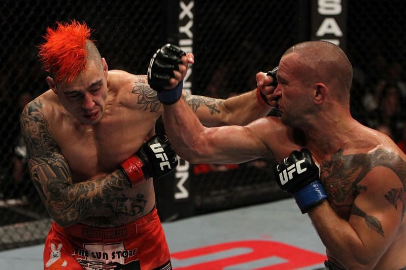 Chris Lytle defeated Dan Hardy in his final UFC bout