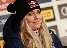 Vonn sitting out downhill training after super-G crash