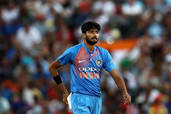 Zaheer Khan warns Indian management not to go 'overboard' with left-arm pacers