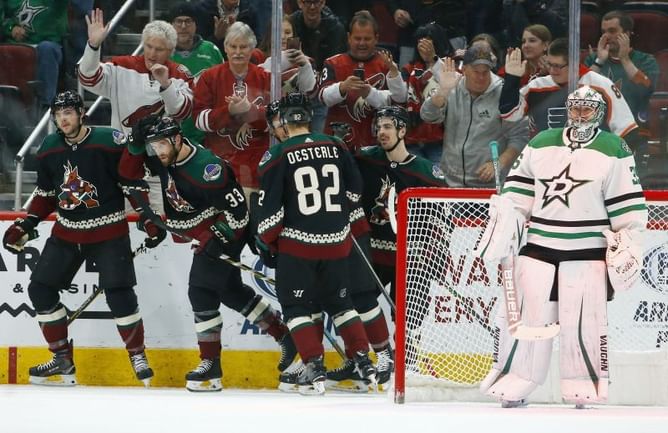 Galchenyuk's 2 goals help Coyotes end losing streak