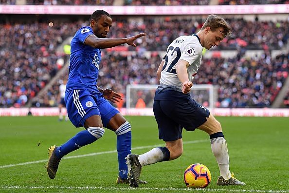 Oliver Skipp in action against Leicester City