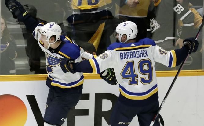 Tarasenko gets hat trick as Blues beat Predators 5-4 in OT