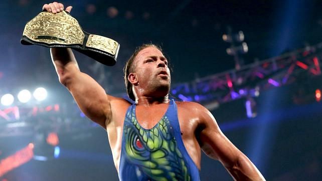 Rob Van Dam with the WWE World Heavyweight Championship