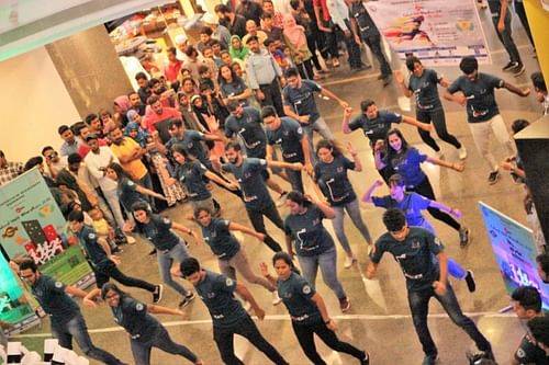 Flashmob at Hi-Lite