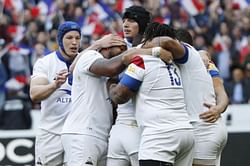 France wins at last with 27-10 victory over Scotland in 6N