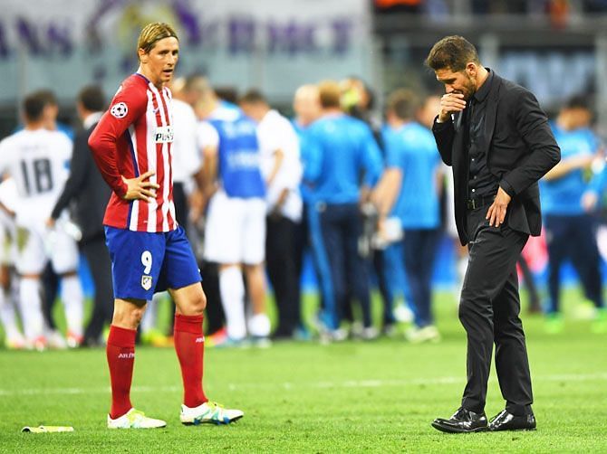 Simeone looks dejected as the CL trophy eludes him again