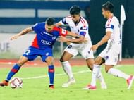 Nishu Kumar had a tough time against Jackichand down the right