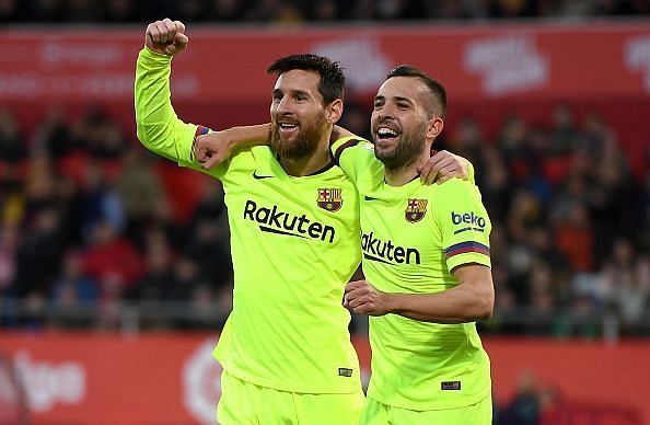 Messi wants Jordi Alba to continue at Barcelona