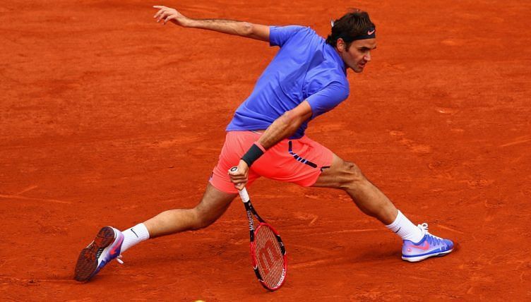 Federer set to return to the red dirt after 3 years