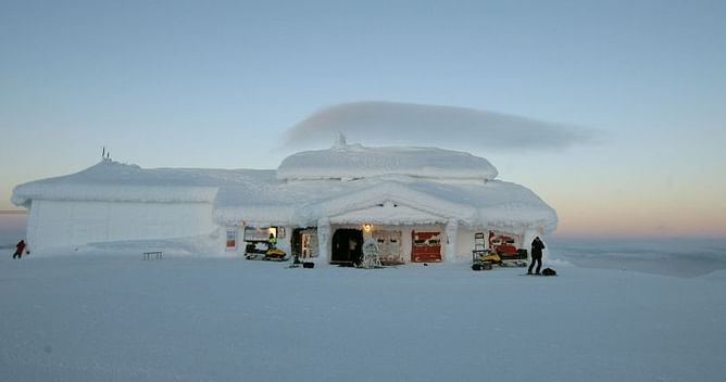 Danger Warning! Extreme cold can affect even elite skiers