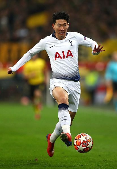 Tottenham Hotspur v Borussia Dortmund - UEFA Champions League Round of 16: First Leg