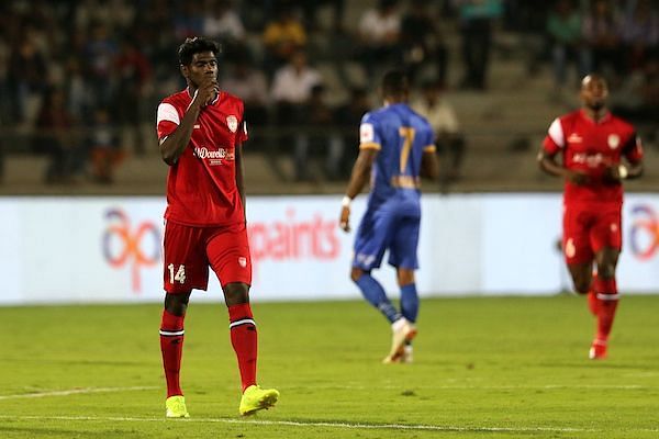 Both Leudo and Rowllin had an impressive game (Image Courtesy: ISL)