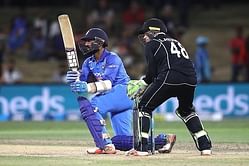 Analysing why Dinesh Karthik denied Krunal Pandya strike in the final over of 3rd T20I against New Zealand