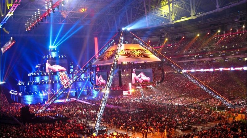 university of phoenix stadium wrestlemania 26