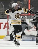 Bruins knock off Kings 4-2 for 5th straight win